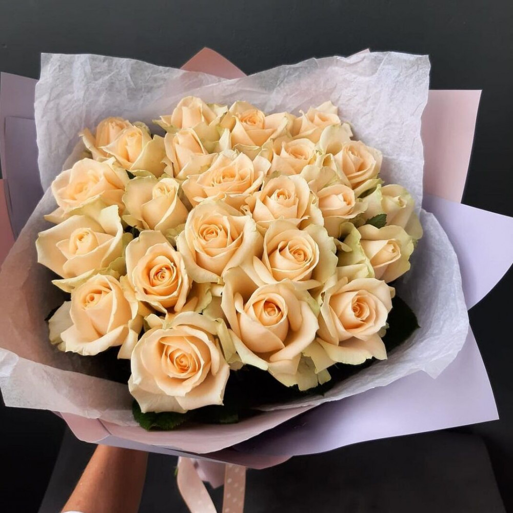 Букет цветов «25 кремовых роз» - фото 2