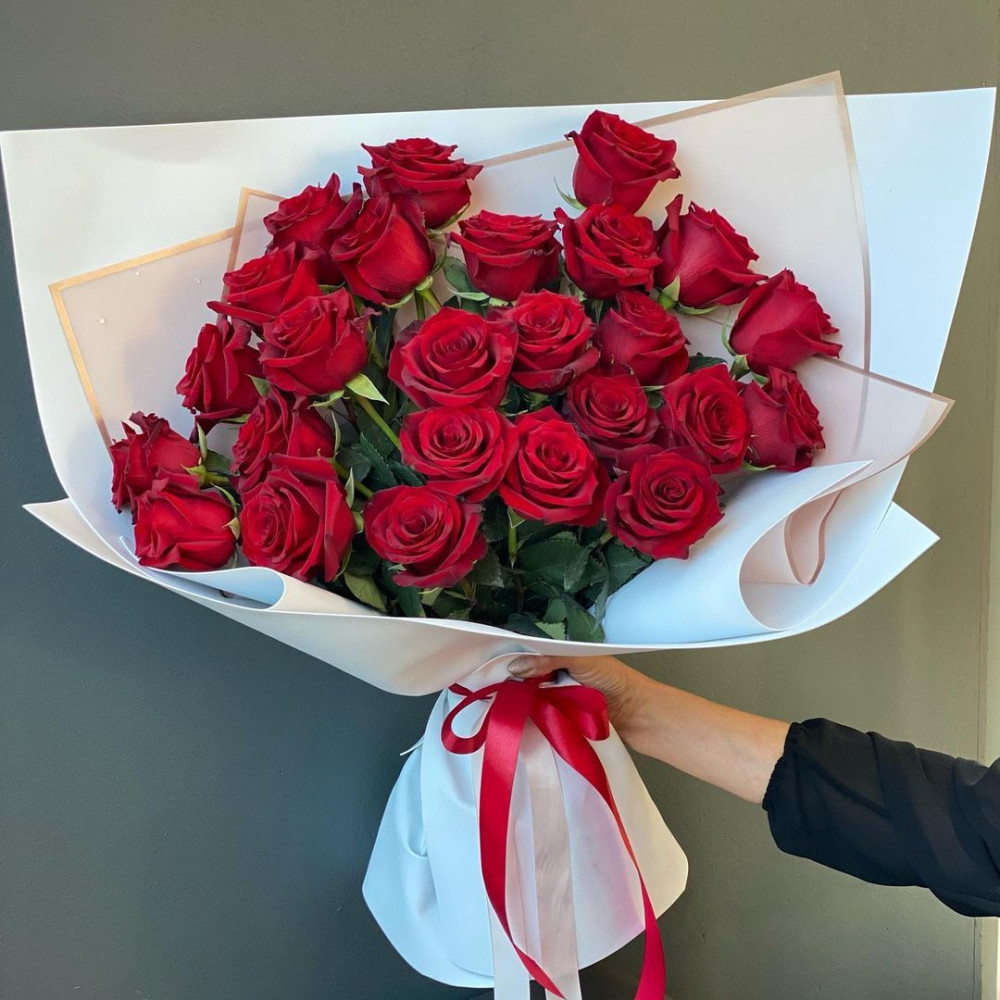 Букет цветов «25 роз»