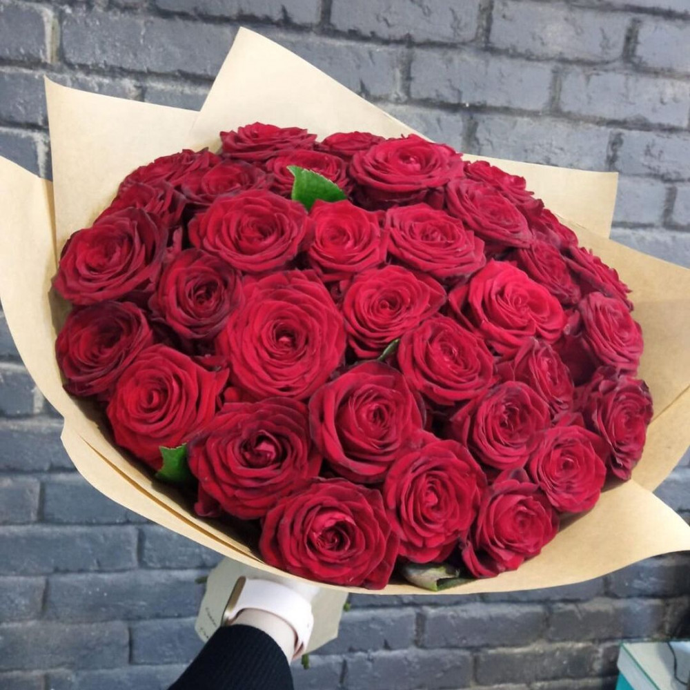 Букет цветов «31 красная роза»