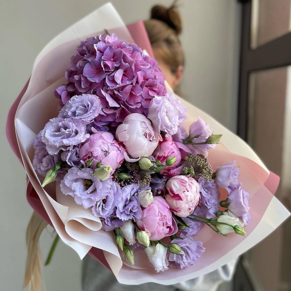 Букет цветов «Букет из пионов и фиолетовой гортензии» - фото 2
