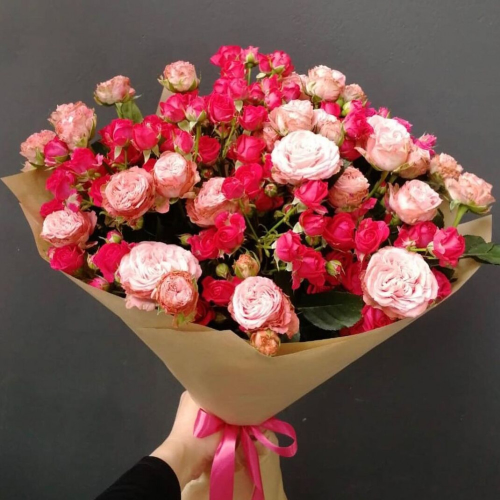Букет цветов «Кустовые розы микс»